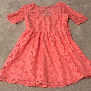 Size 11 peach short sleeve dress